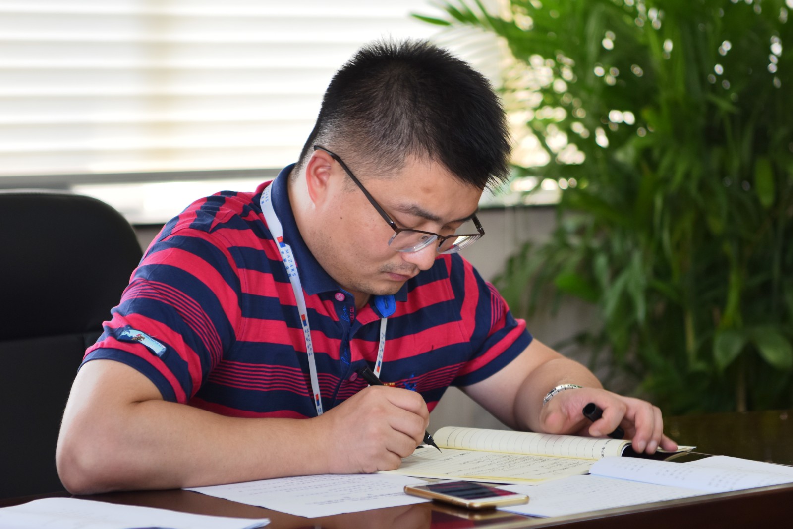 熊启华.jpg 熊启华.jpg