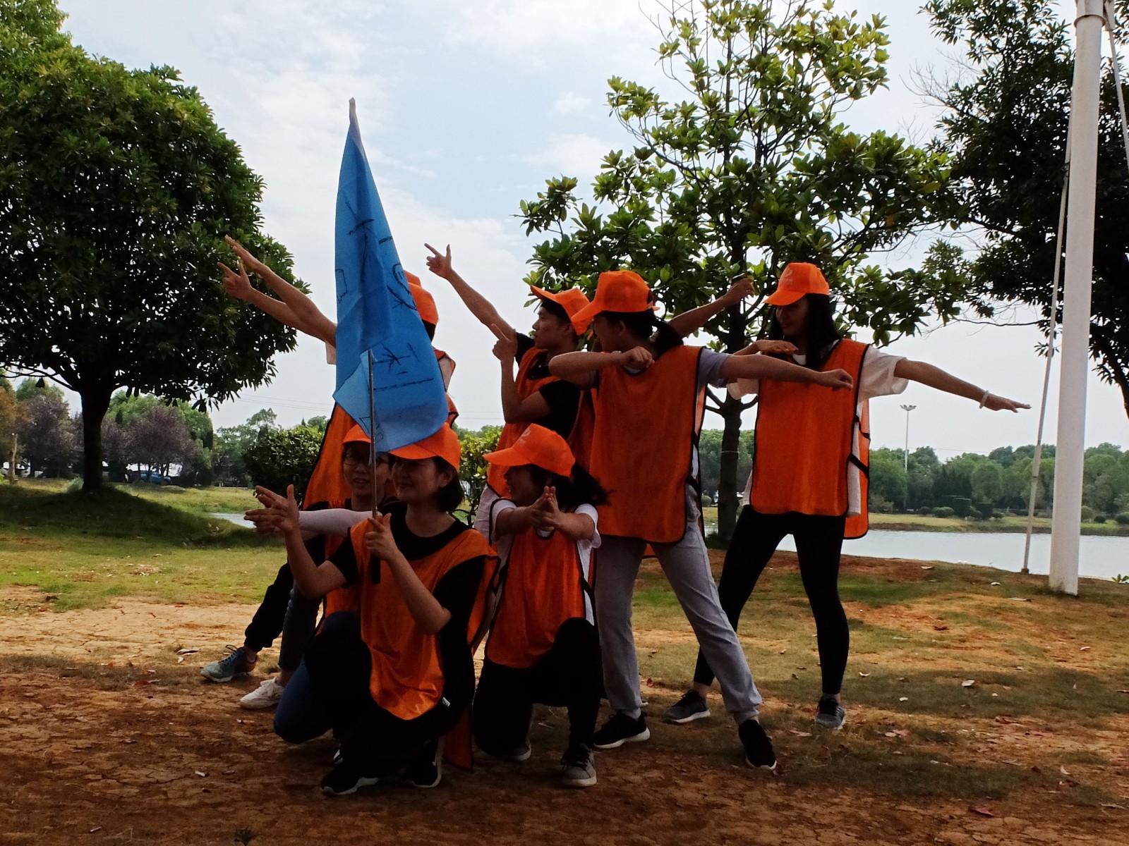 DSCF8203.JPG DSCF8203.JPG