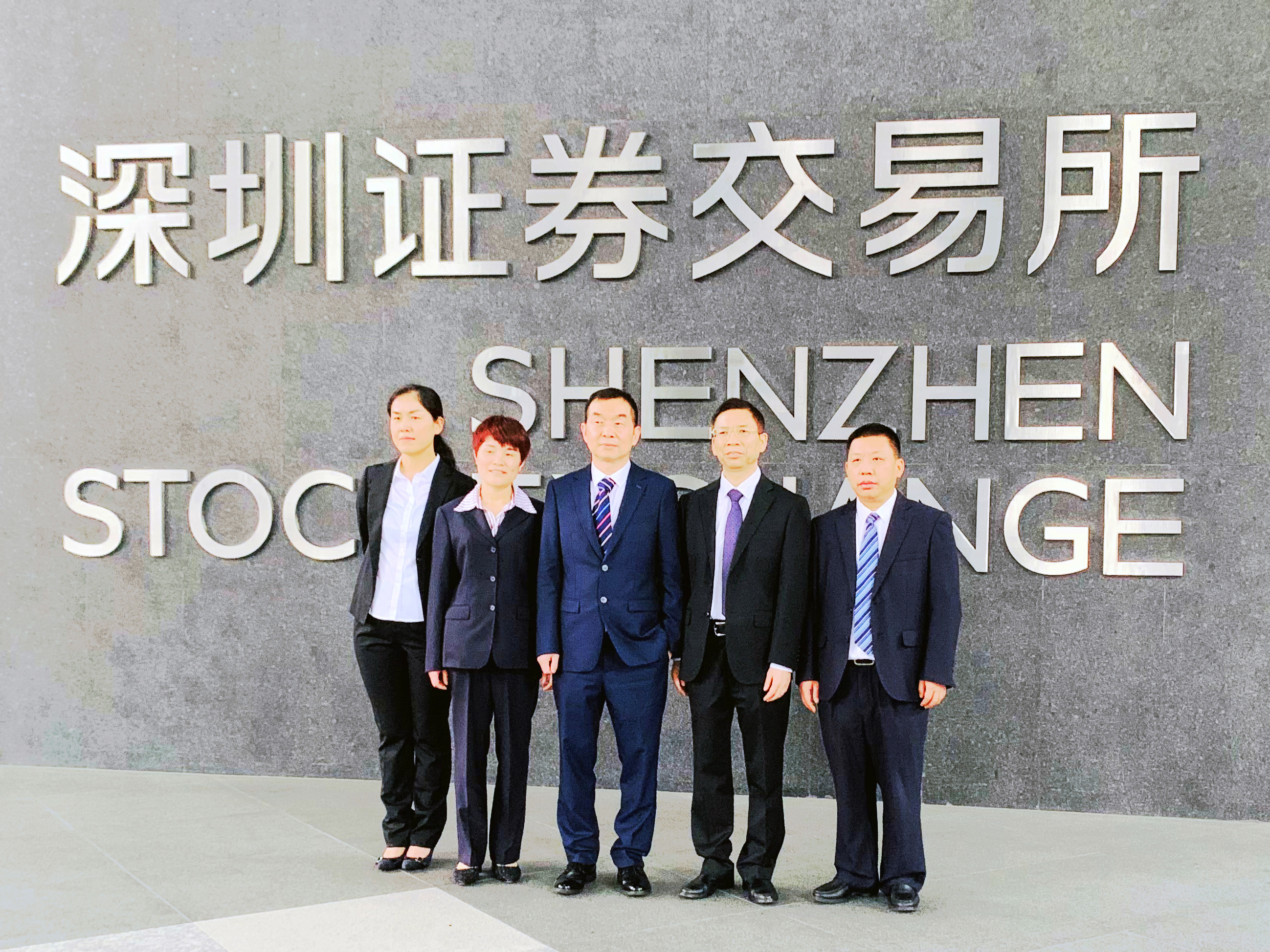 12102631nwsg.jpg 12102631nwsg.jpg