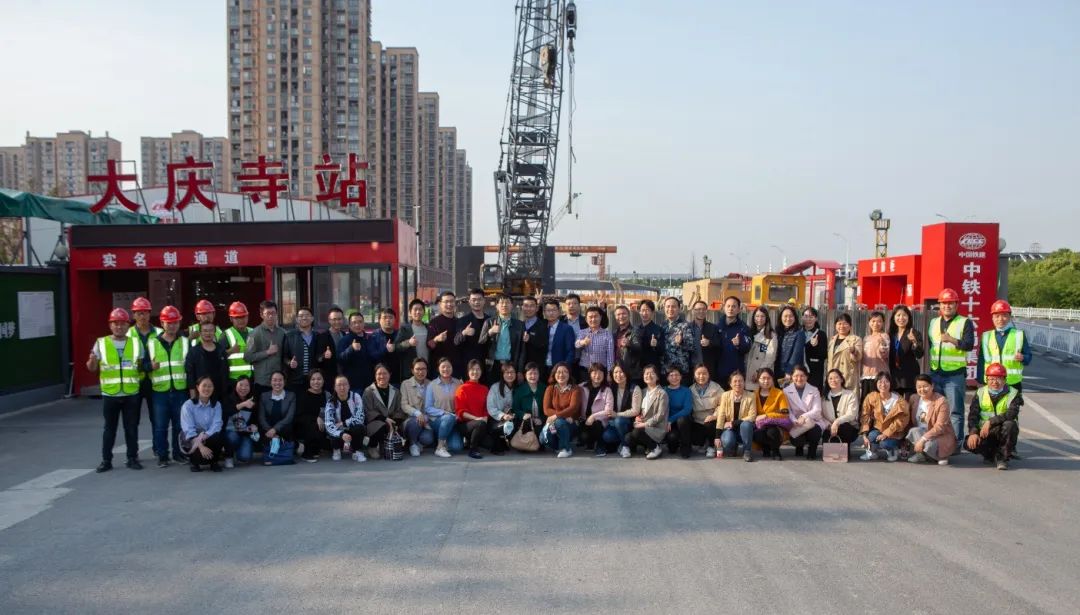 640-12.jpg 640-12.jpg