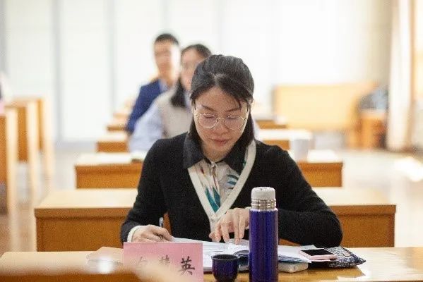 640-19.jpg 640-19.jpg